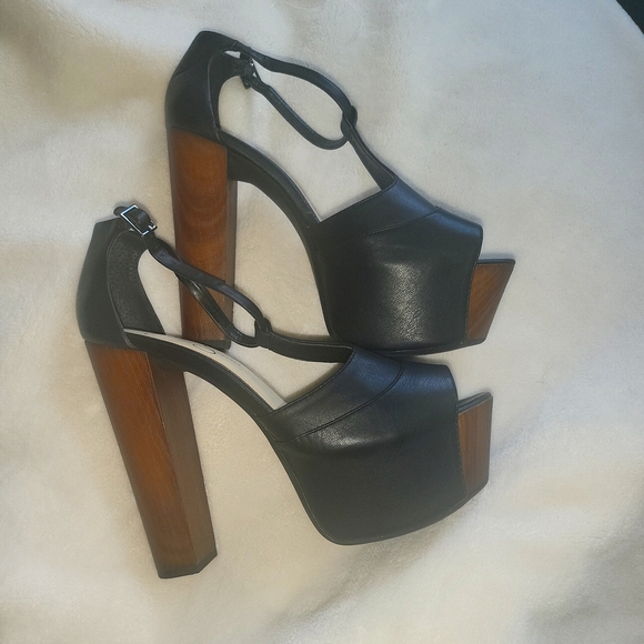 Jessica Simpson Dany Platform Sandal - Picture 1 of 17